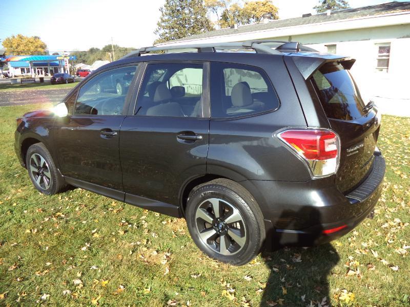 Subaru Forester 2.5i Premium PZEV CVT 2017