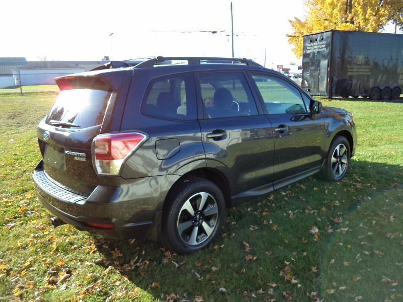Subaru Forester 2.5i Premium PZEV CVT 2017