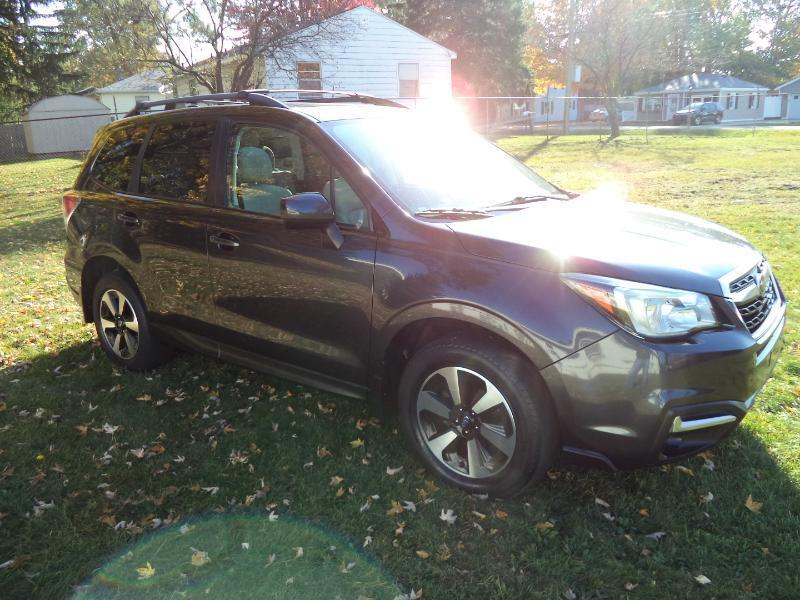 Subaru Forester 2.5i Premium PZEV CVT 2017