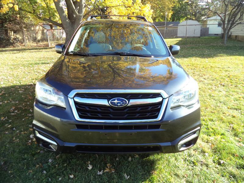 Subaru Forester 2.5i Premium PZEV CVT 2017