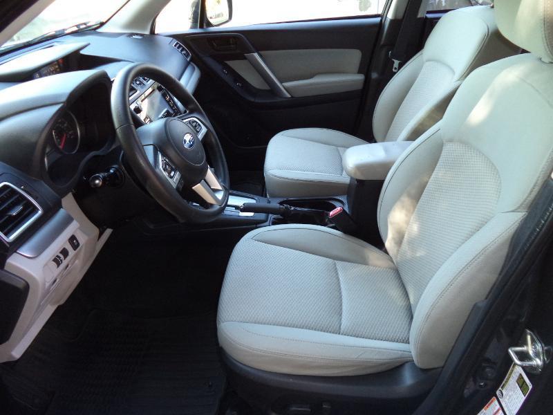 Subaru Forester 2.5i Premium PZEV CVT 2017
