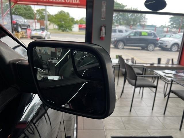 Ford Explorer 4WD 4dr XLT 2012