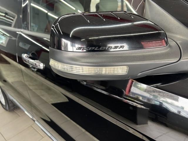 Ford Explorer 4WD 4dr XLT 2012