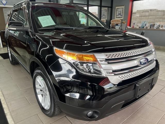 Ford Explorer 4WD 4dr XLT 2012