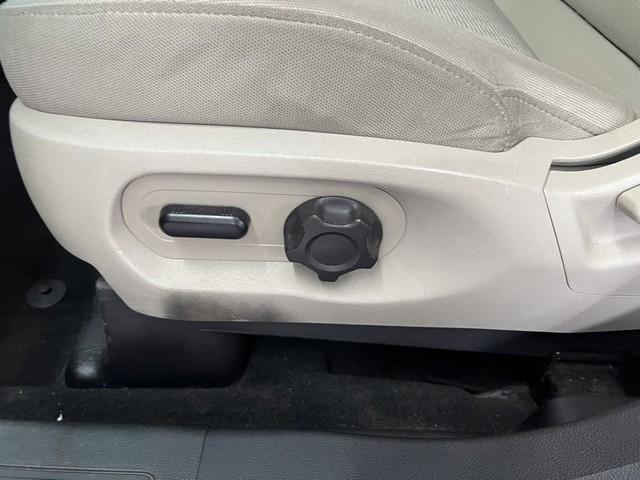 Ford Explorer 4WD 4dr XLT 2012