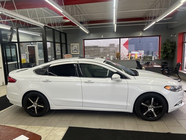 Ford Fusion Titanium FWD 2017