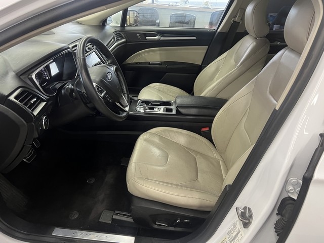 Ford Fusion Titanium FWD 2017