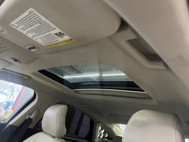 Ford Fusion Titanium FWD 2017