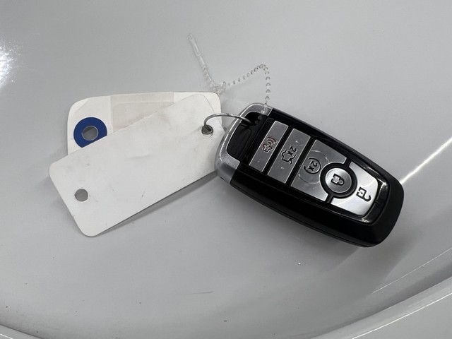 Ford Fusion Titanium FWD 2017