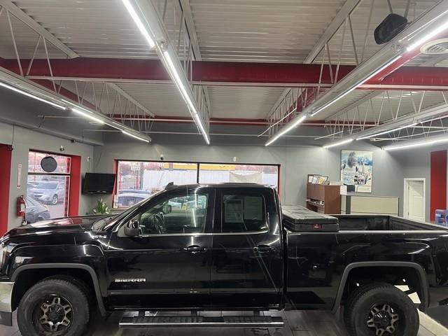 GMC Sierra 1500 4WD Double Cab 143.5" SLE 2018