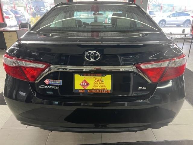 Toyota Camry  2016