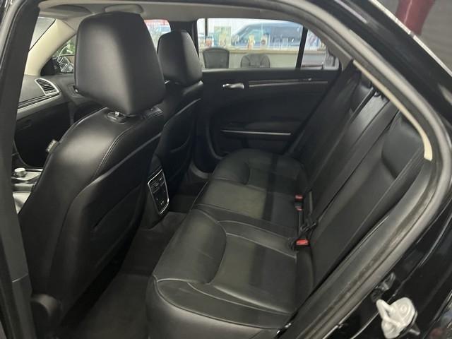 Chrysler 300 Limited RWD 2019