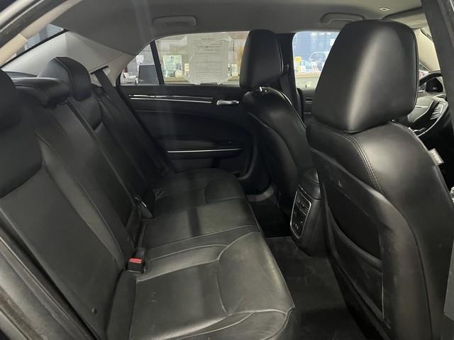 Chrysler 300 Limited RWD 2019