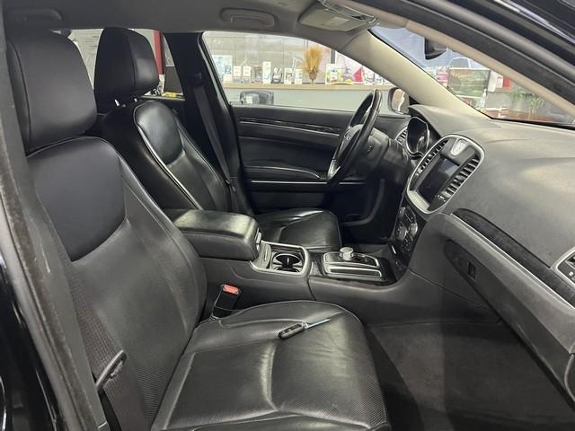 Chrysler 300 Limited RWD 2019