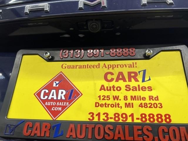 Toyota Camry SE Auto (Natl) 2021