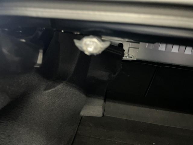 Toyota Camry SE Auto (Natl) 2021