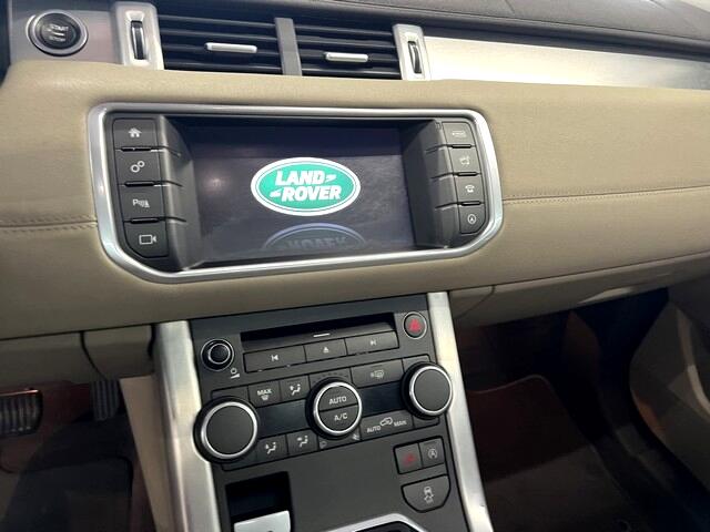 Land Rover Range Rover Evoque 5dr HB SE 2016 Land Rover Range Rover Evoque 5dr HB SE 2016