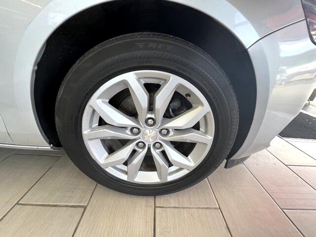 Chevrolet Impala 4dr Sdn LT w/1LT 2019 Chevrolet Impala 4dr Sdn LT w/1LT 2019