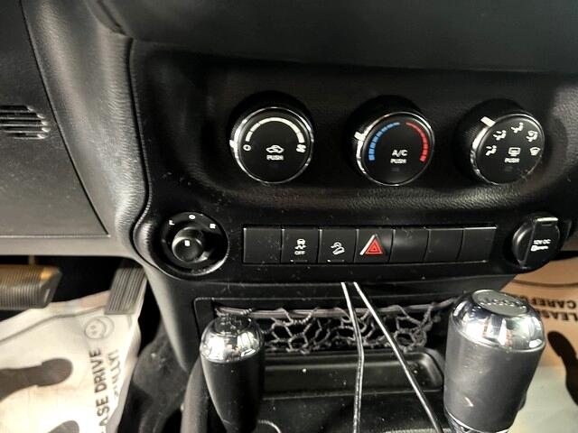 Jeep Wrangler Unlimited Sport 4x4 2017 Jeep Wrangler Unlimited Sport 4x4 2017