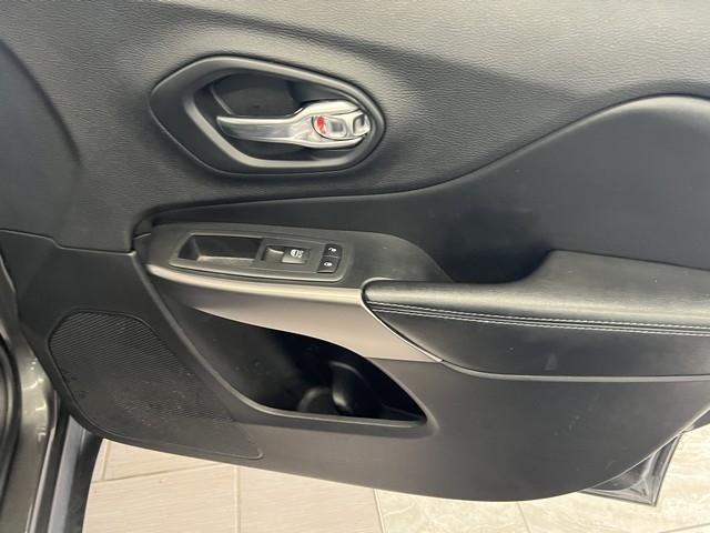 Jeep Cherokee Latitude Plus FWD 2019