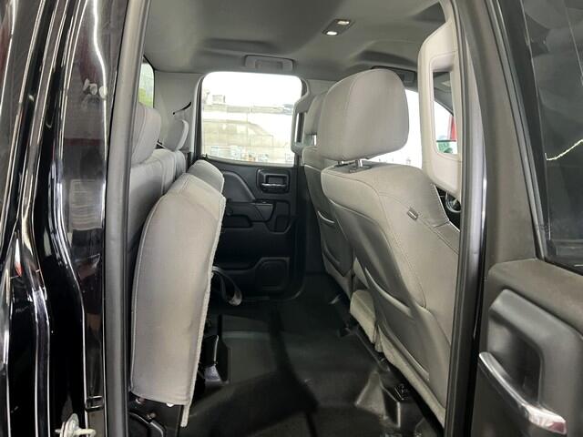 Chevrolet Silverado 1500 4WD Double Cab 143.5" Work Truck 2015 Chevrolet Silverado 1500 4WD Double Cab 143.5" Work Truck 2015