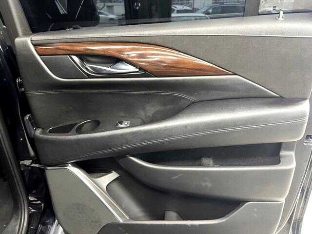 Cadillac Escalade ESV 4WD 4dr Premium 2015 Cadillac Escalade ESV 4WD 4dr Premium 2015
