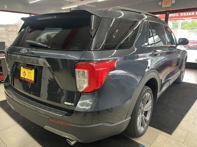 Ford Explorer XLT 4WD 2022