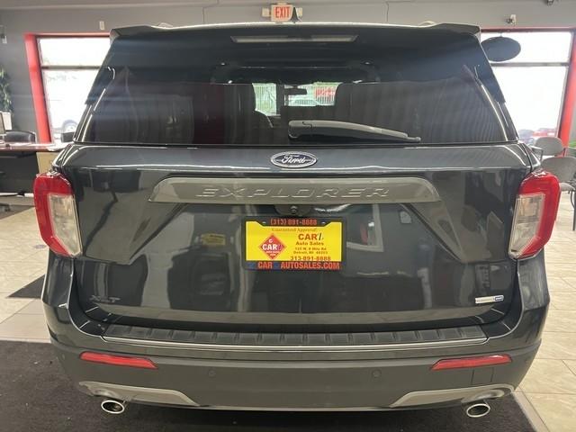 Ford Explorer XLT 4WD 2022