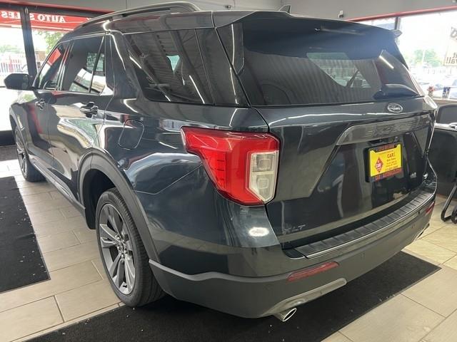 Ford Explorer XLT 4WD 2022