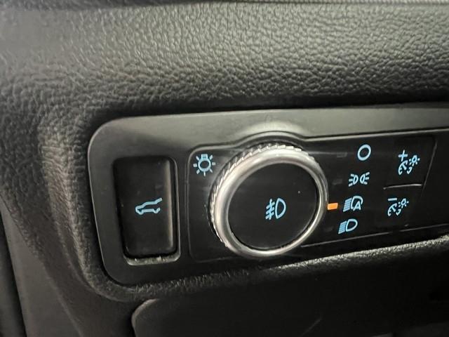 Ford Explorer XLT 4WD 2022