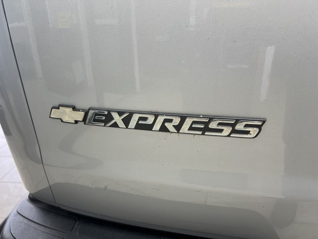 2017 Chevrolet Express Cargo Van RWD 2500 135"