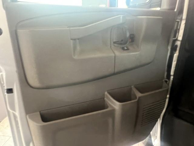 Chevrolet Express Cargo Van RWD 2500 135" 2017