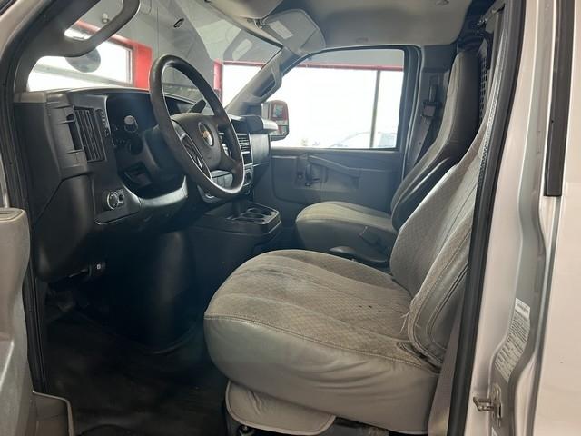 Chevrolet Express Cargo Van RWD 2500 135" 2017