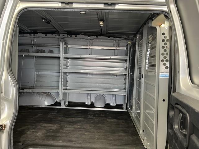 Chevrolet Express Cargo Van RWD 2500 135" 2017