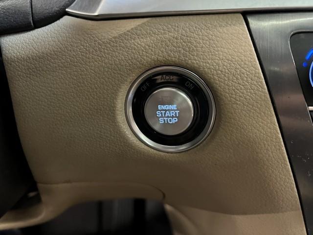 Hyundai Genesis 4dr Sdn V6 3.8L AWD 2016