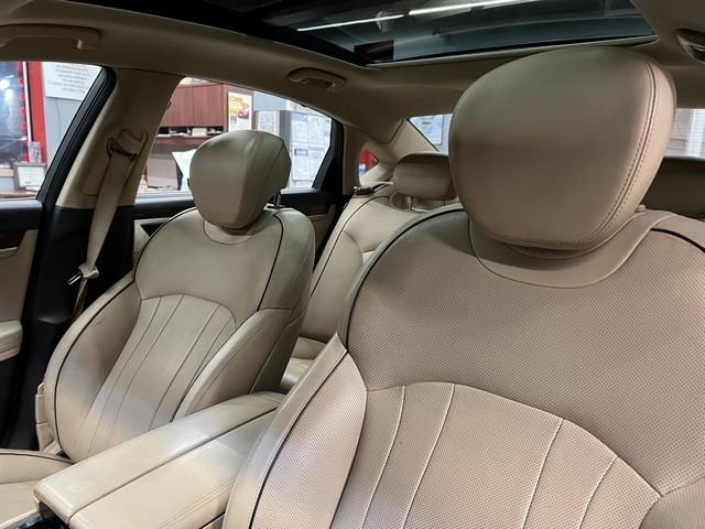 Hyundai Genesis 4dr Sdn V6 3.8L AWD 2016