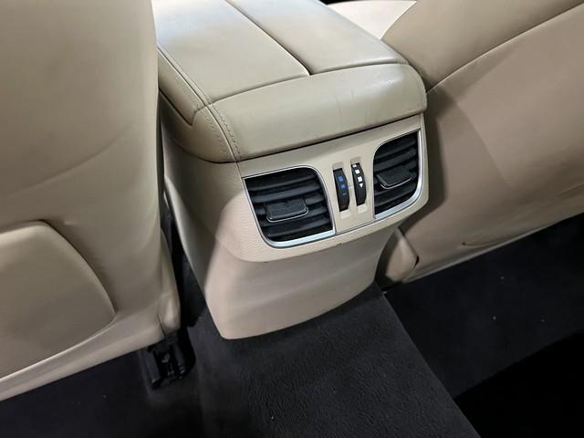 Hyundai Genesis 4dr Sdn V6 3.8L AWD 2016