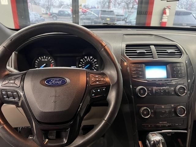 Ford Explorer Base FWD 2019