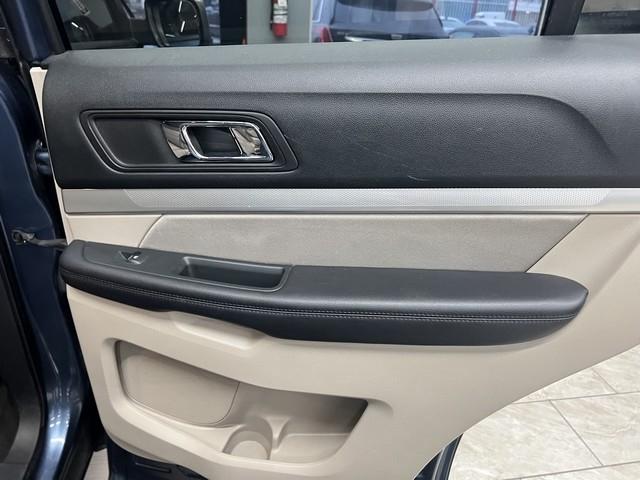 Ford Explorer Base FWD 2019