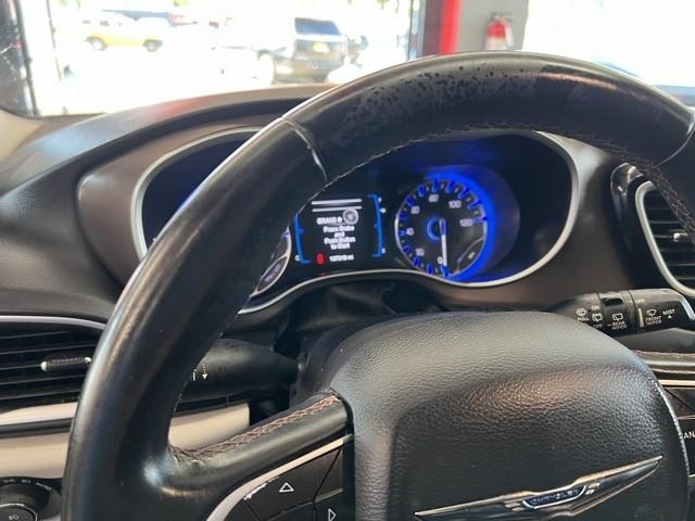 Chrysler Pacifica Touring-L FWD 2017