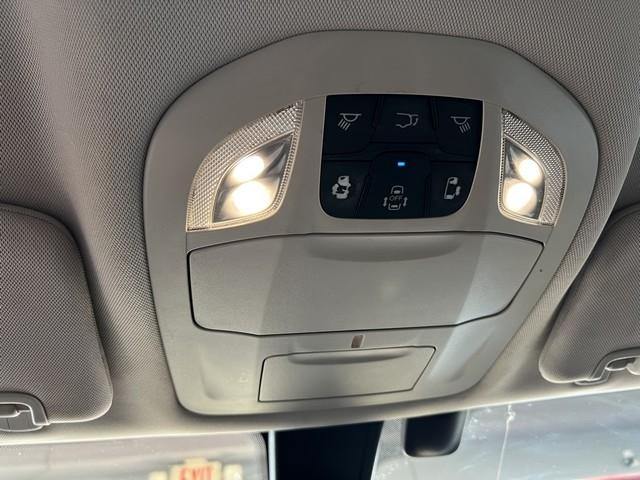 Chrysler Pacifica Touring-L FWD 2017