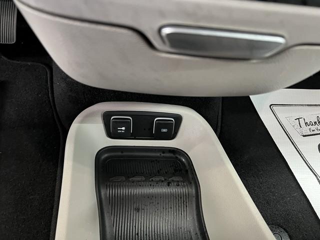 Chrysler Pacifica Touring-L FWD 2017