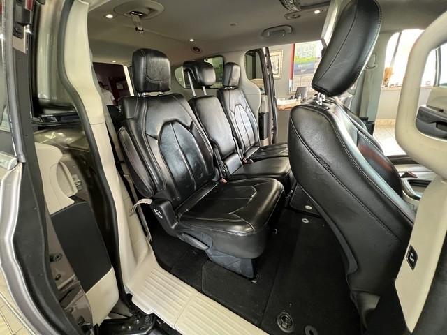 Chrysler Pacifica Touring-L FWD 2017