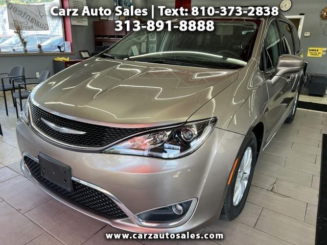 2017 Chrysler Pacifica Touring-L FWD