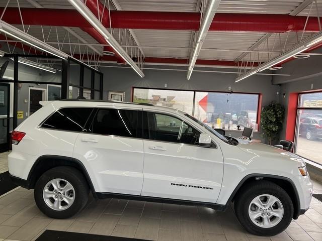 Jeep Grand Cherokee Laredo 4x4 2017