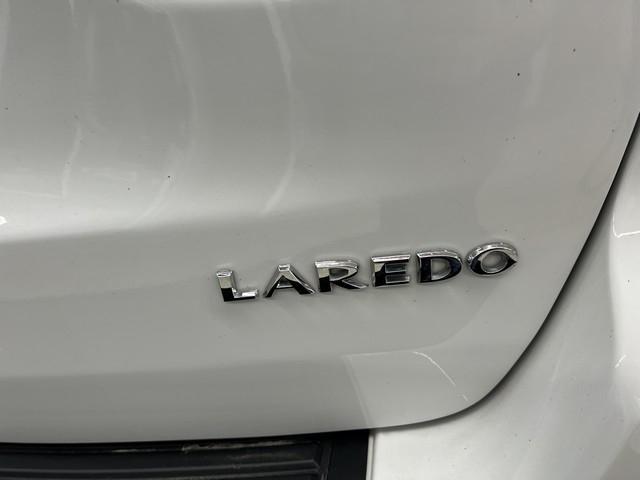 Jeep Grand Cherokee Laredo 4x4 2017
