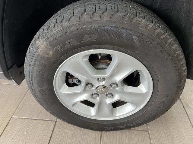 Jeep Grand Cherokee Laredo 4x4 2017