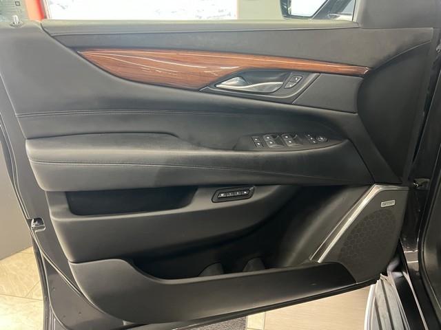 Cadillac Escalade 4WD 4dr Luxury 2015