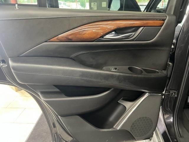 Cadillac Escalade 4WD 4dr Luxury 2015