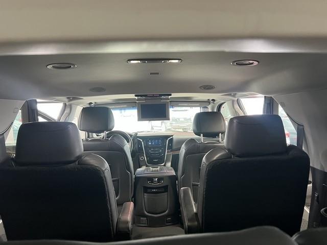 Cadillac Escalade 4WD 4dr Luxury 2015